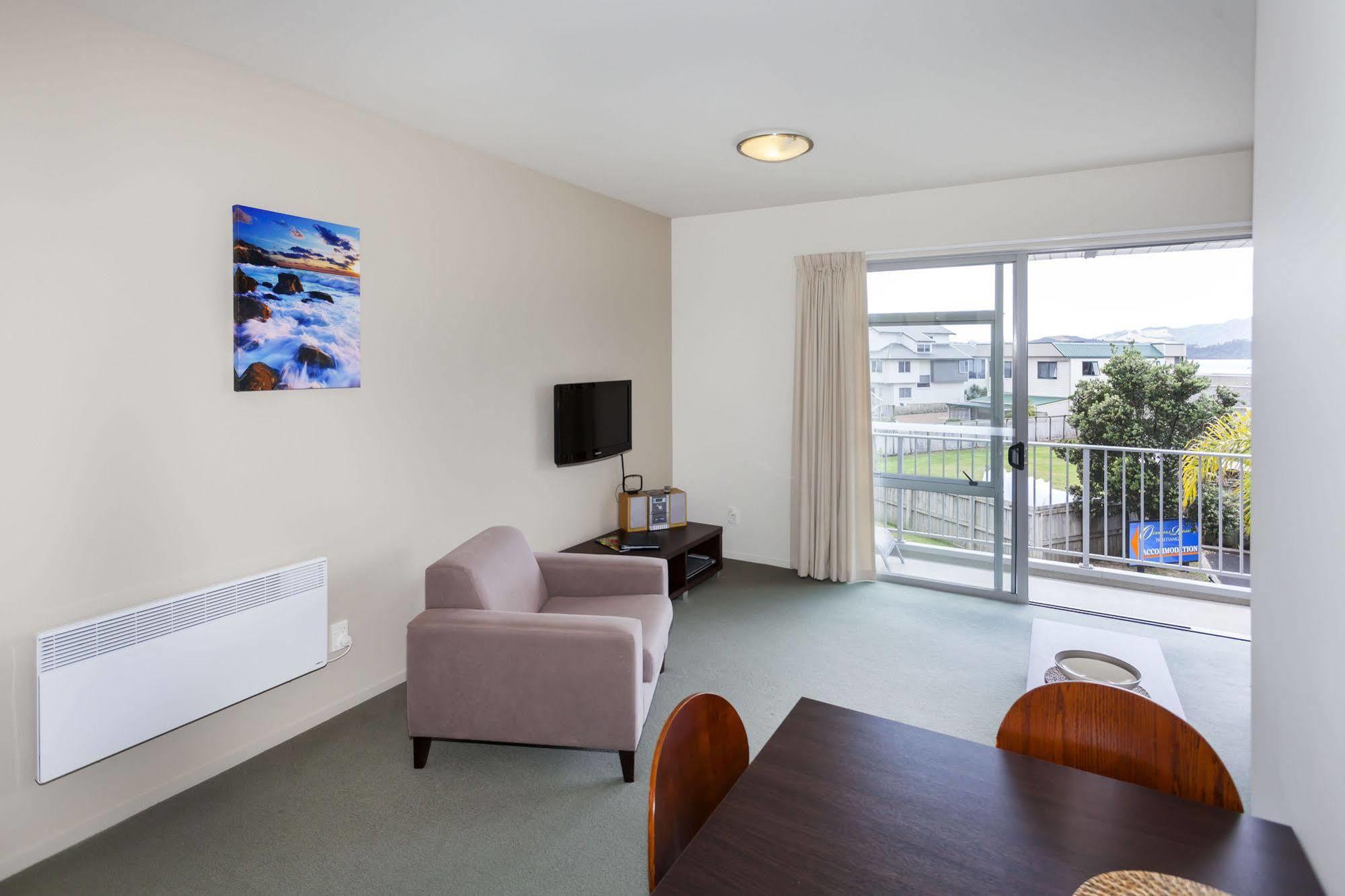 Beachside Resort Motel Whitianga Buitenkant foto