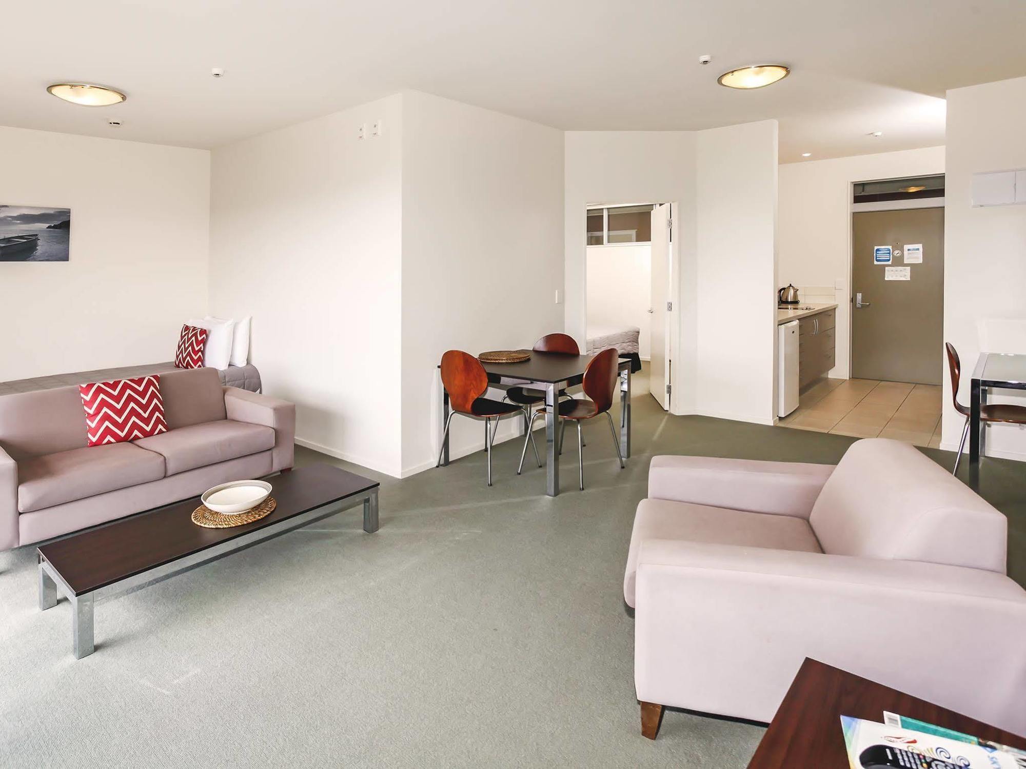 Beachside Resort Motel Whitianga Buitenkant foto
